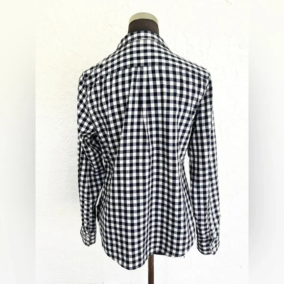 Untuckit Cora Tailored Navy Plaid Cotton Button Down Shirt Womens Size 8 - Picture 4 of 7